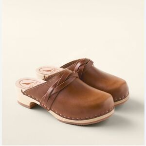 Kurier Portland Maine BFF Low Heel Clogs Brown Leather Wooden Sole- Size 36